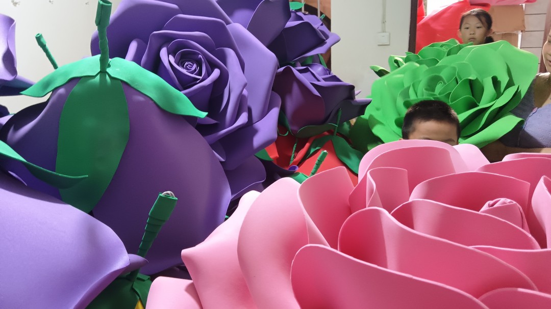 贵阳纸艺花，EVA玫瑰花，纸艺花，贵阳手工工作室，贵阳美陈公司
